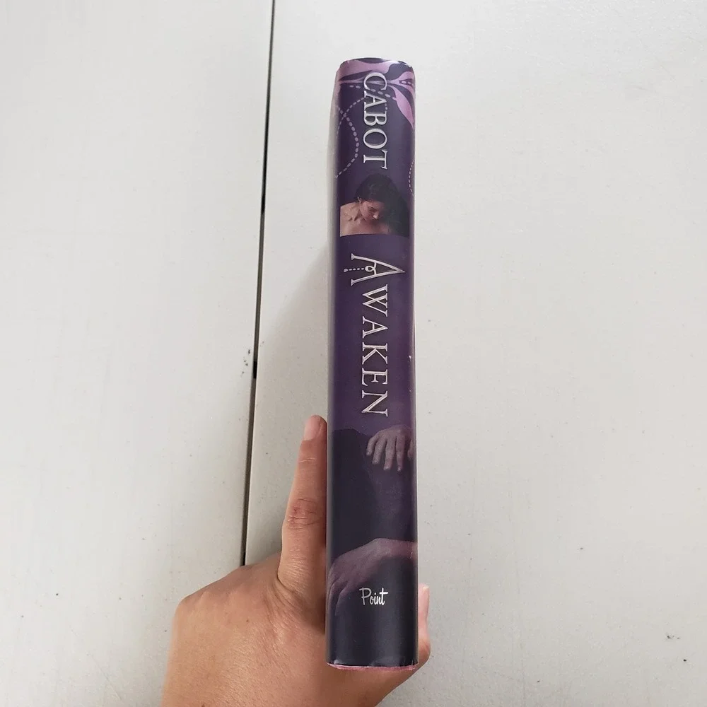 Awaken Meg Cabot Abandon Series Book 3 Hardcover First Edition 2013 YA Fantasy